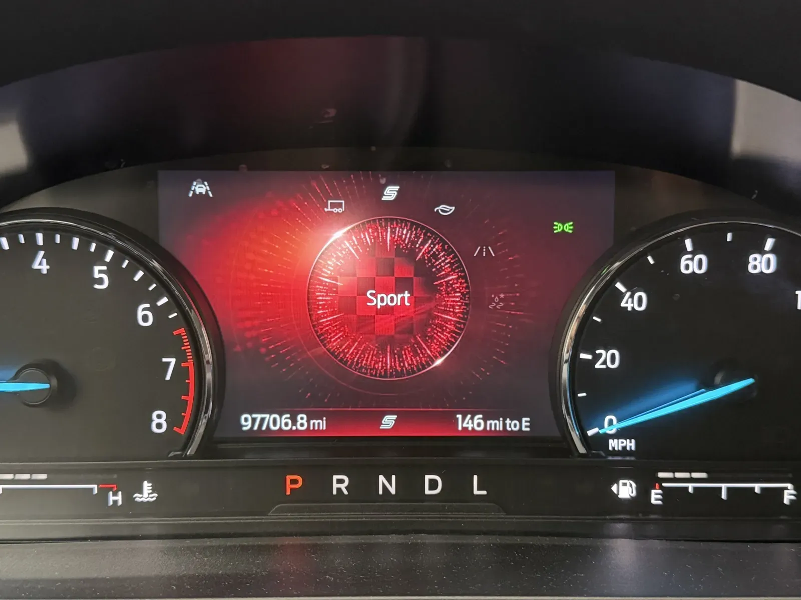 Ford Explorer photo 12