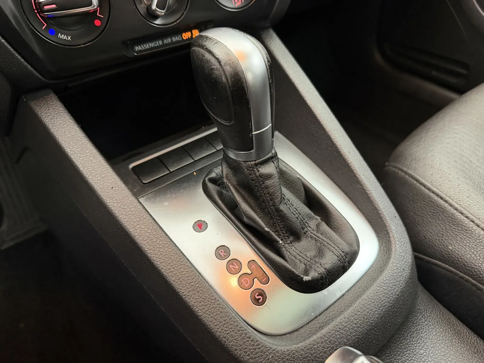 Volkswagen Jetta photo 19