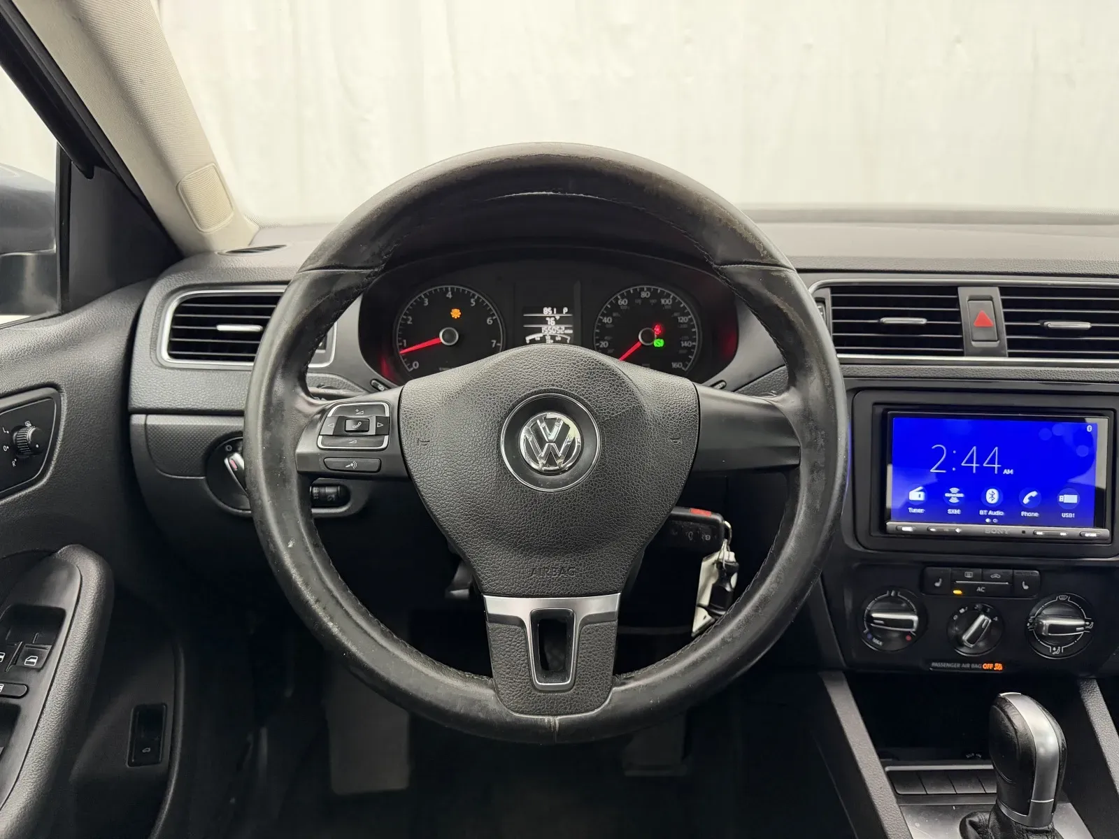 Volkswagen Jetta photo 12