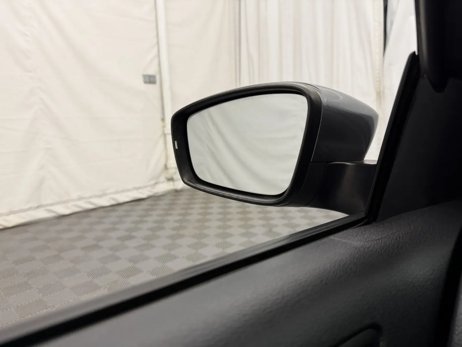 Volkswagen Jetta photo 14