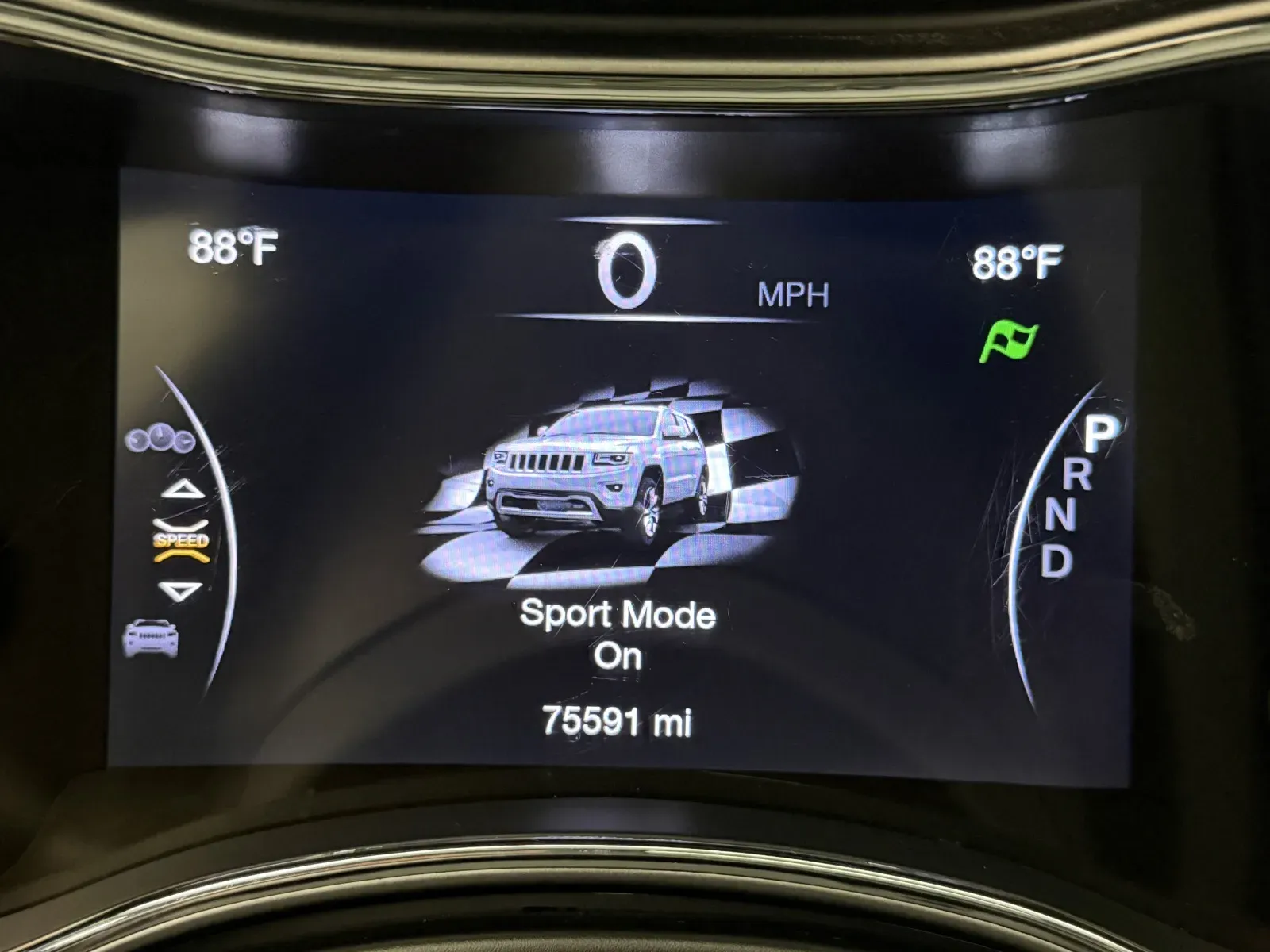 Jeep Grand Cherokee photo 14