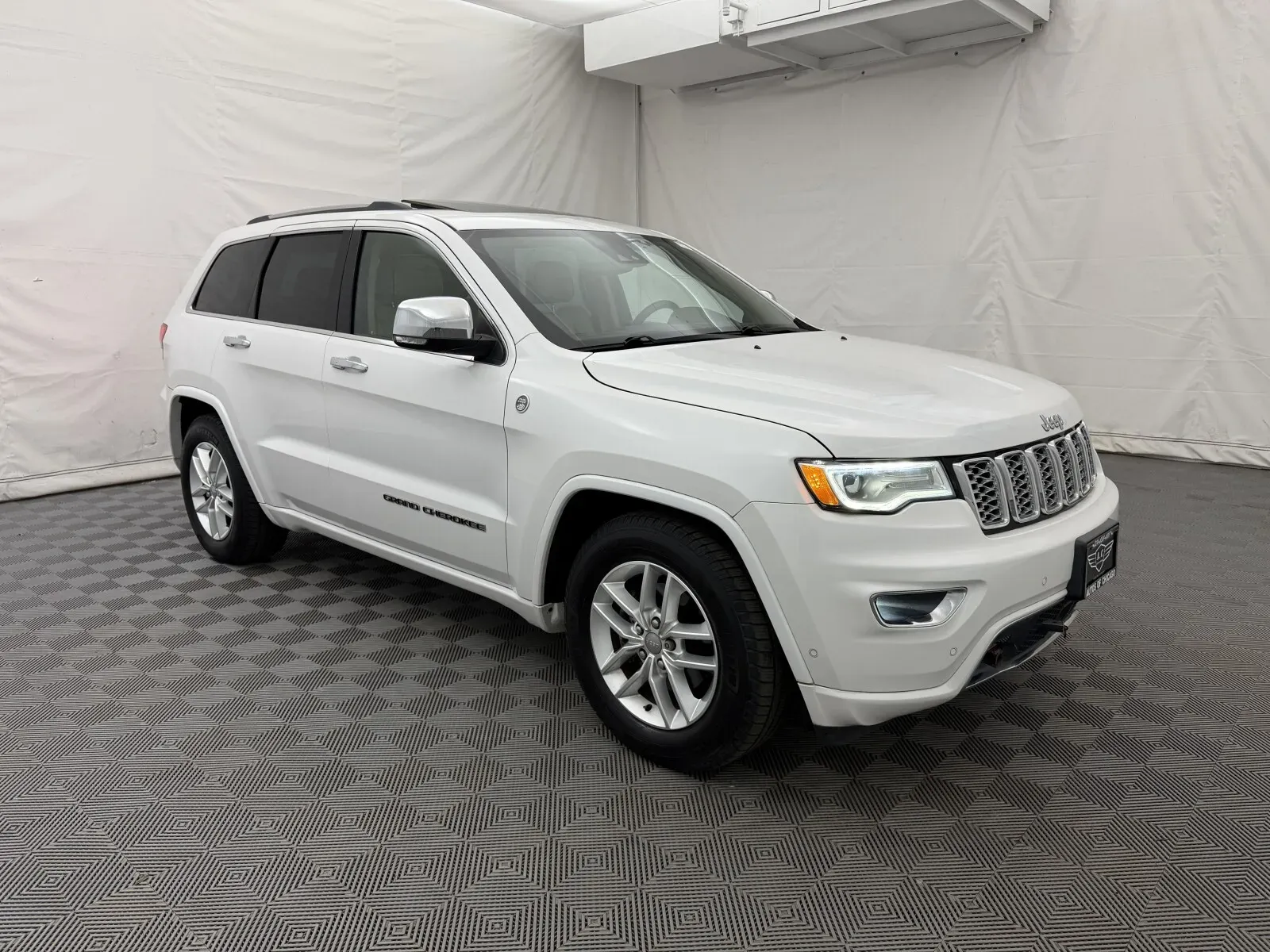 Jeep Grand Cherokee photo 4