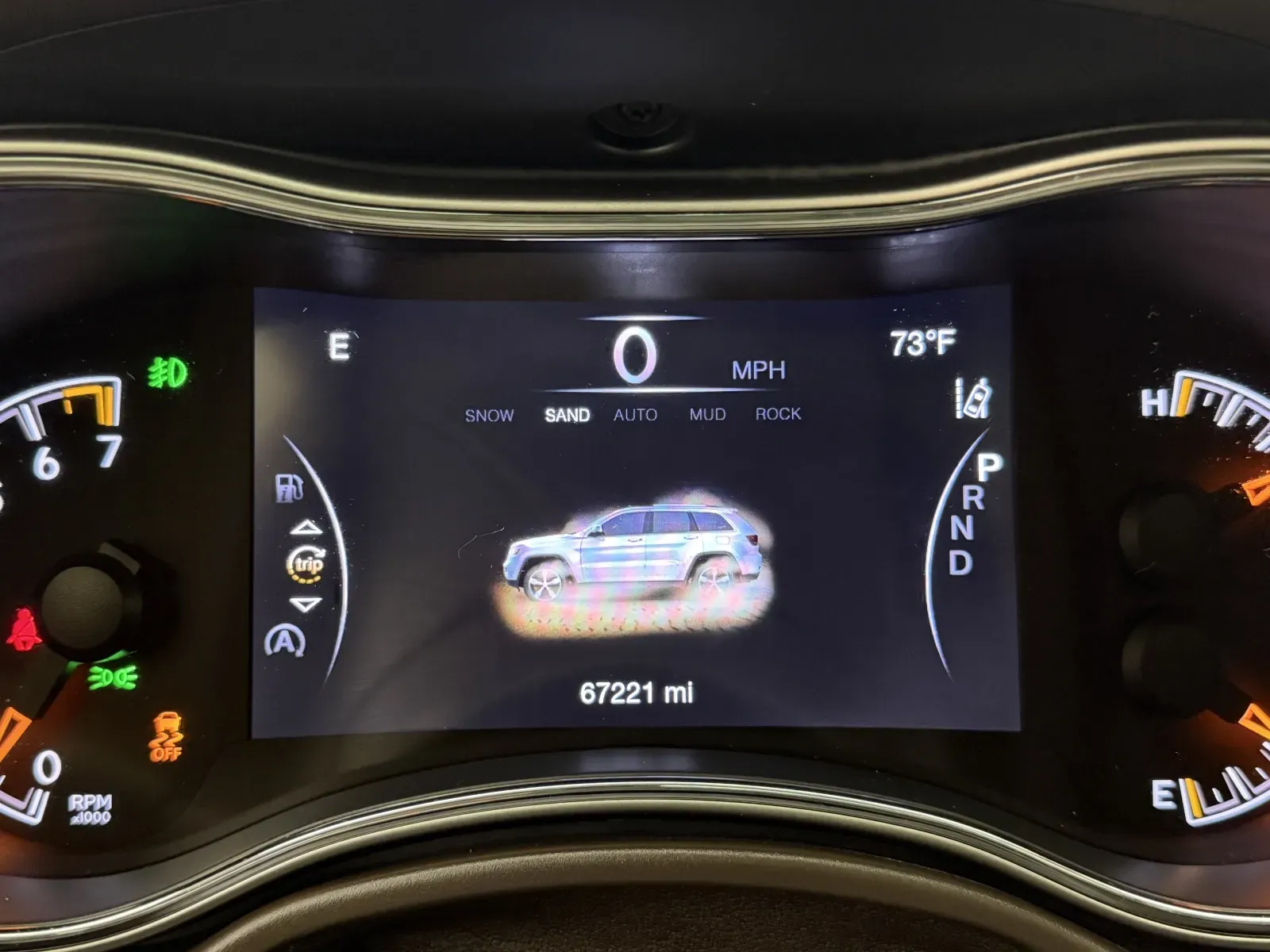 Jeep Grand Cherokee photo 15