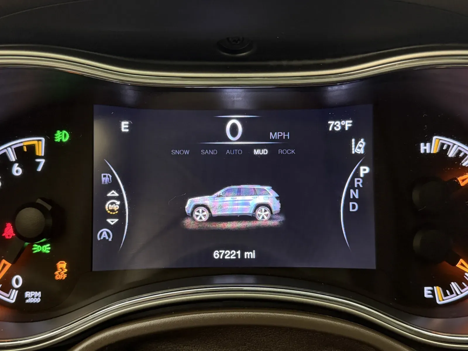 Jeep Grand Cherokee photo 17