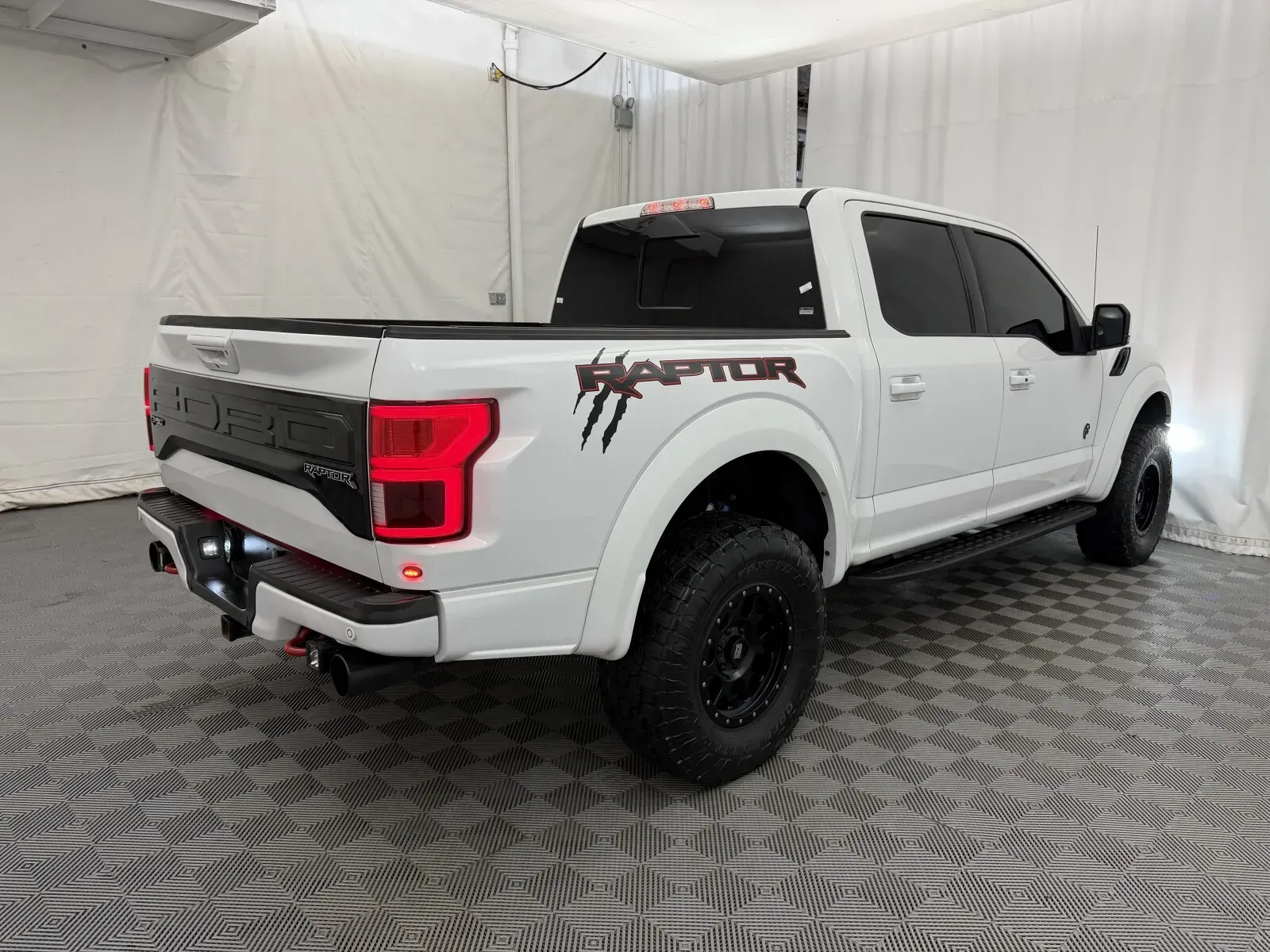 Ford F-150 photo 5