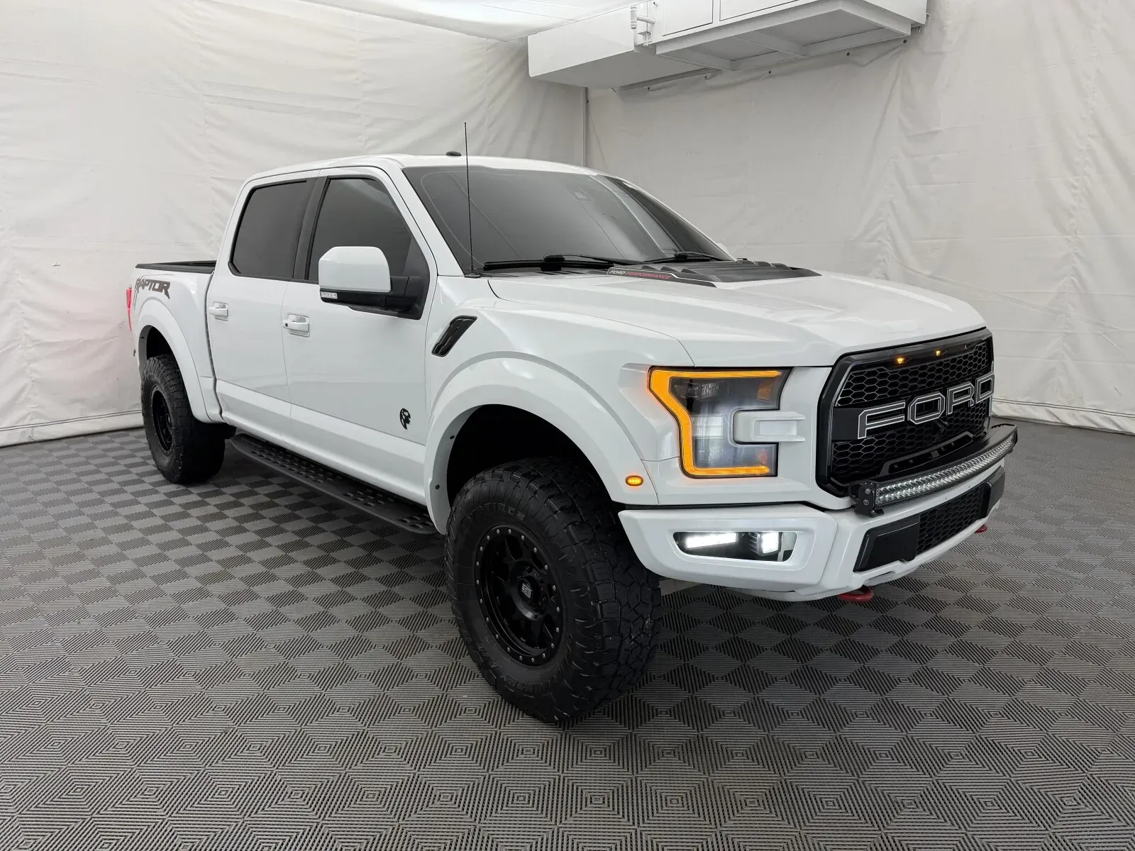 Ford F-150 photo 4