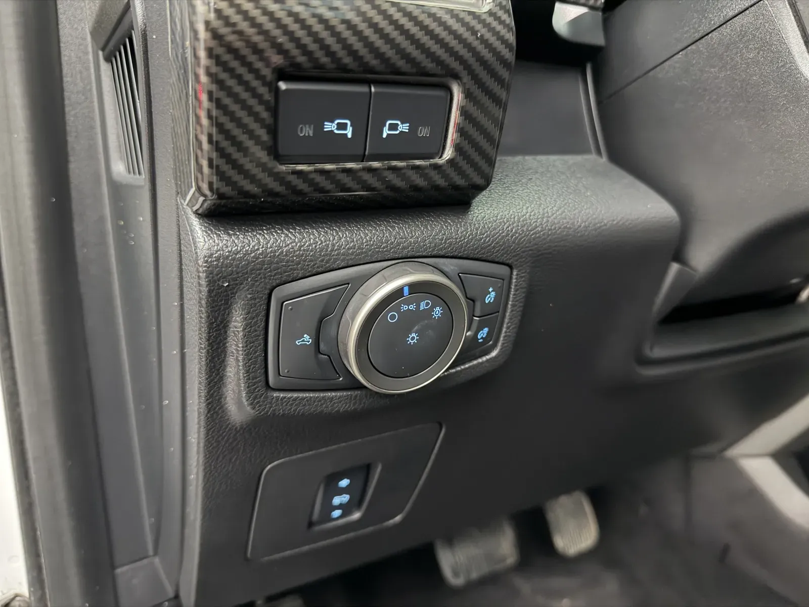 Ford F-150 photo 20