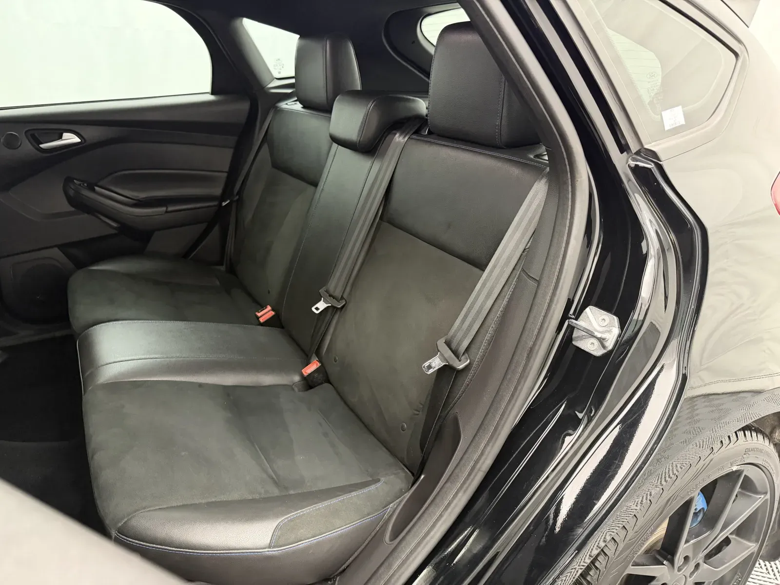 Ford Focus photo 32