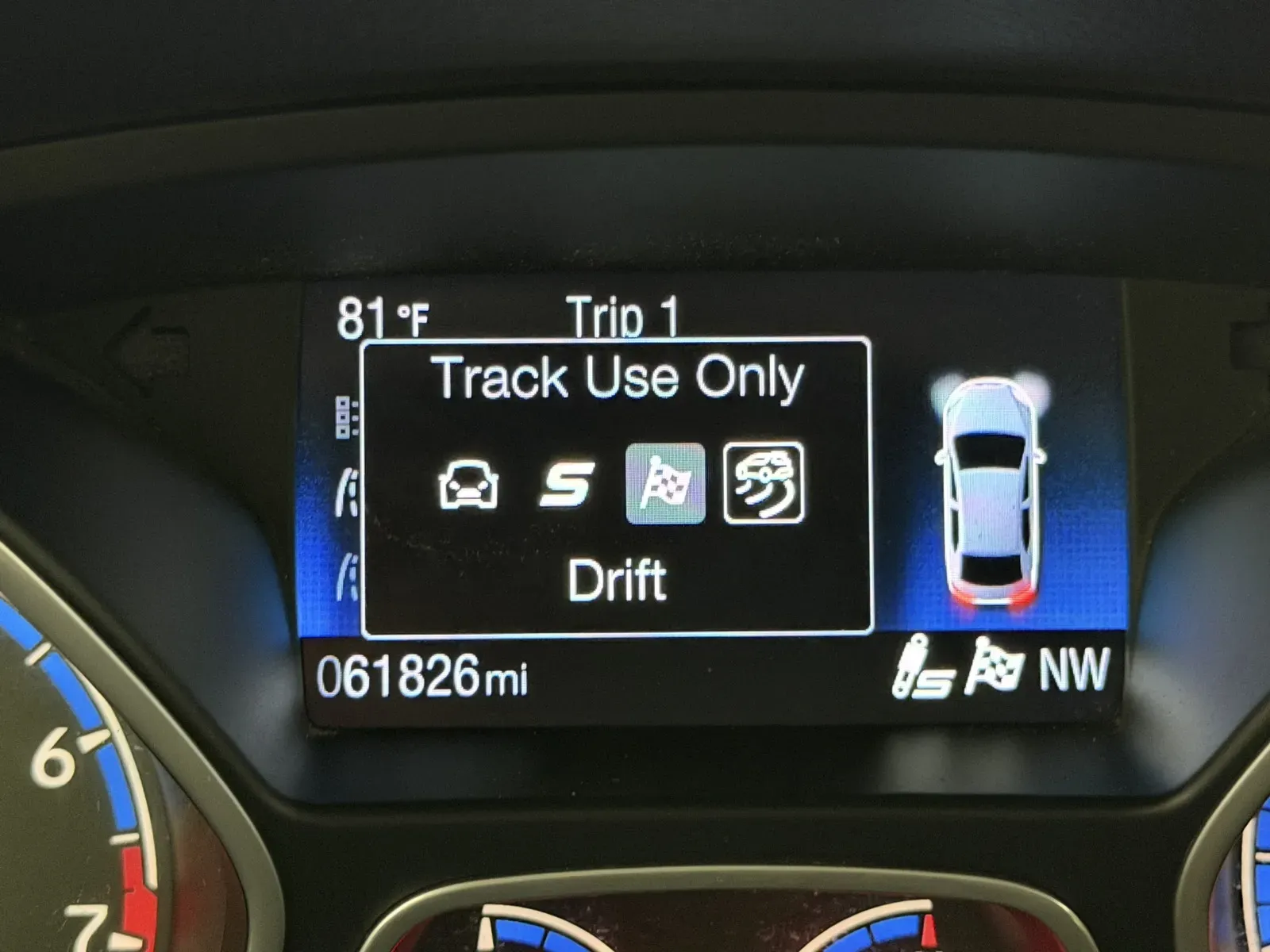 Ford Focus photo 16