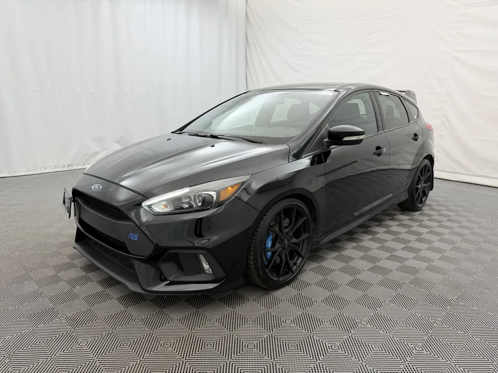Ford Focus photo 2