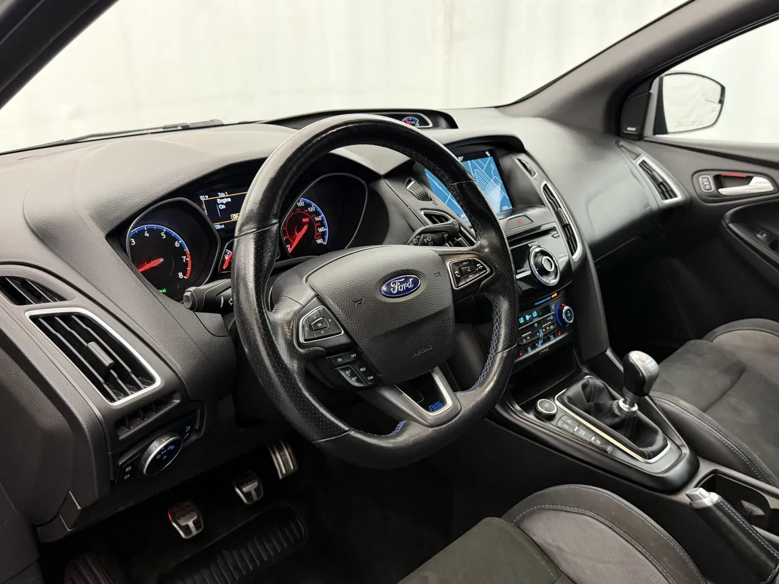 Ford Focus photo 11