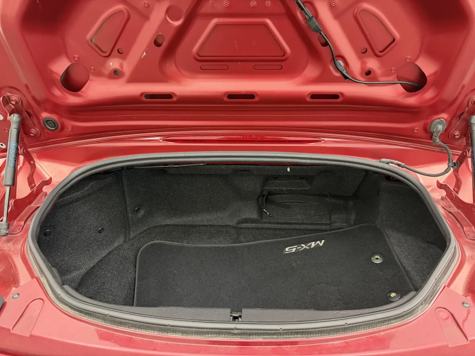 Mazda MX-5 photo 28