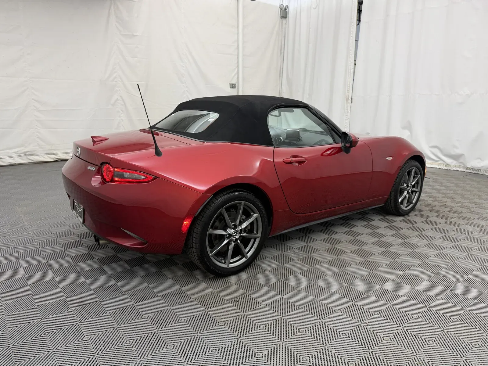 Mazda MX-5 photo 12