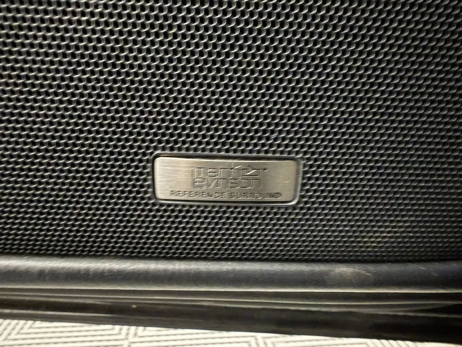 Lexus LS photo 22