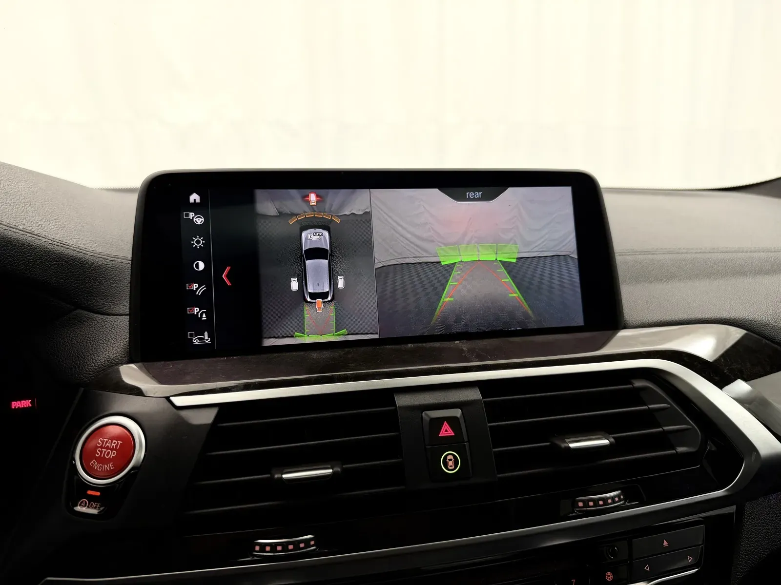 BMW X4 photo 32