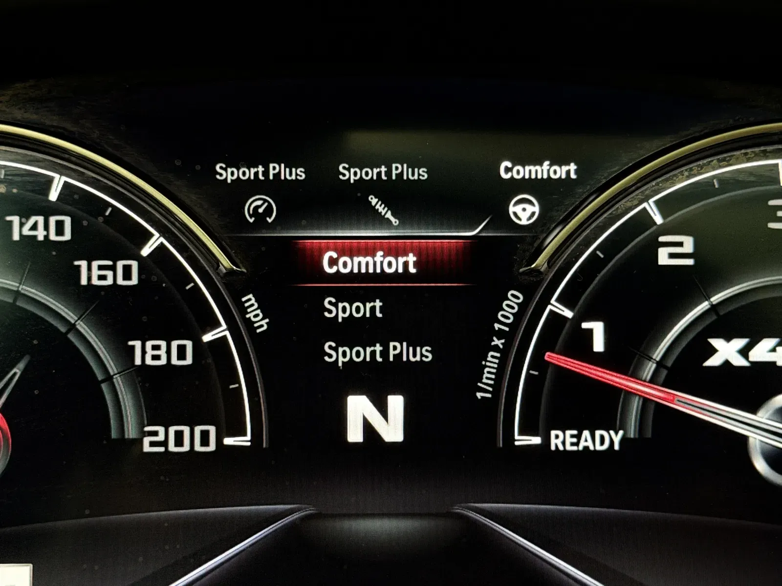 BMW X4 photo 23