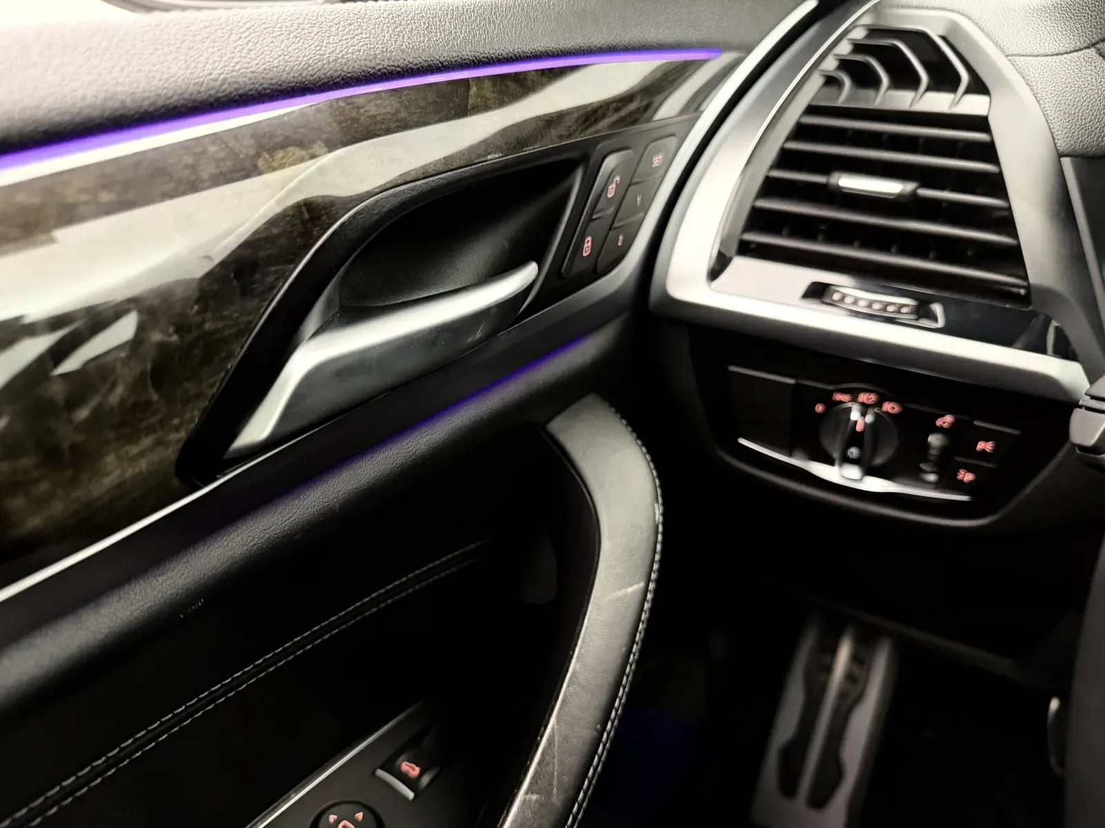 BMW X4 photo 27