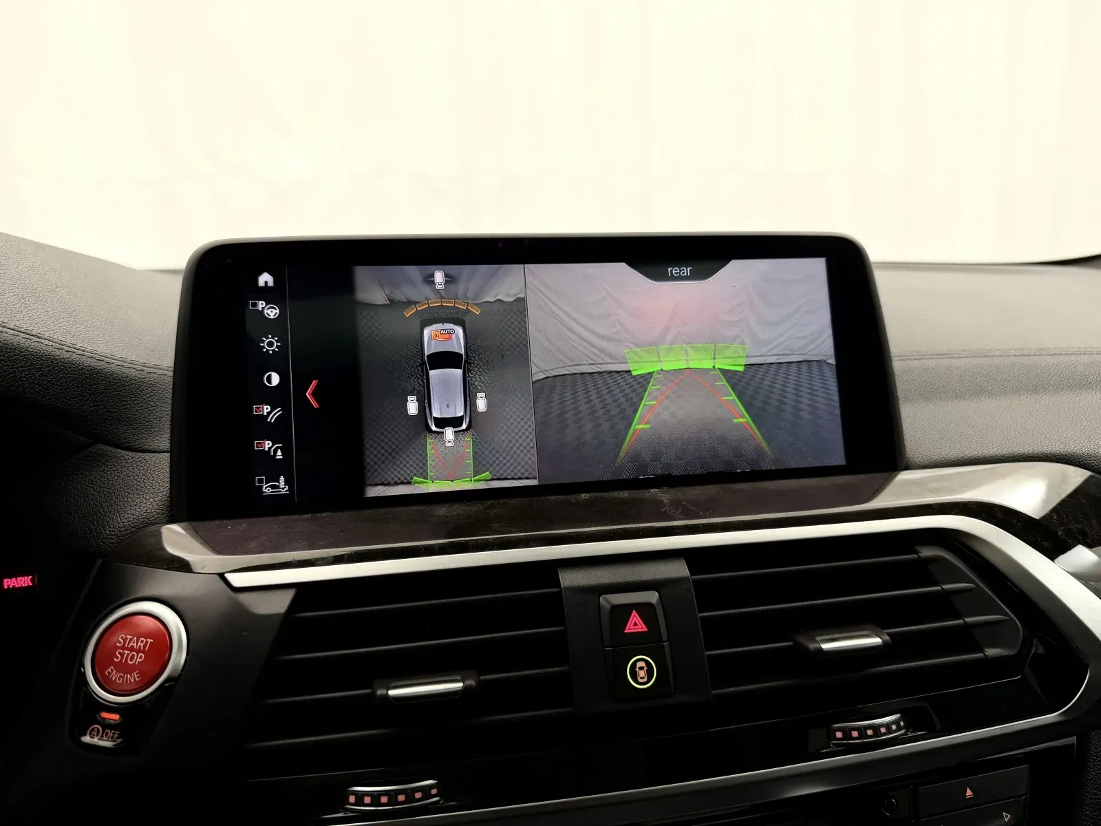 BMW X4 photo 35