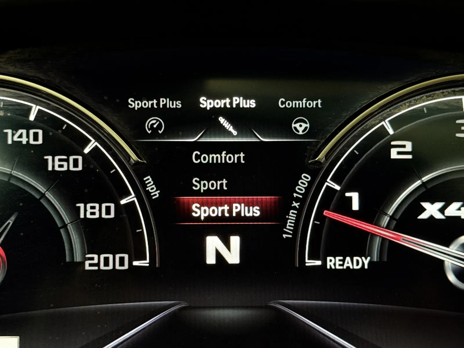 BMW X4 photo 22