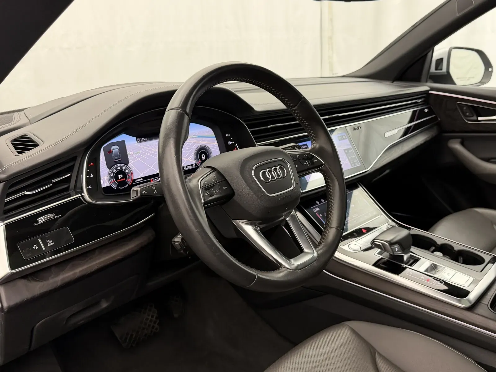 Audi Q8 photo 6