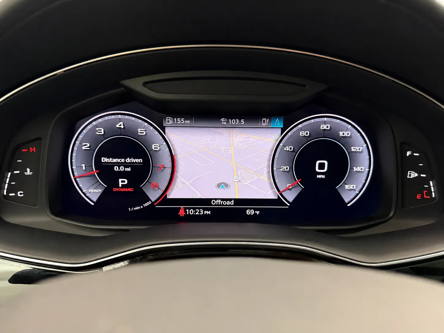 Audi Q8 photo 9