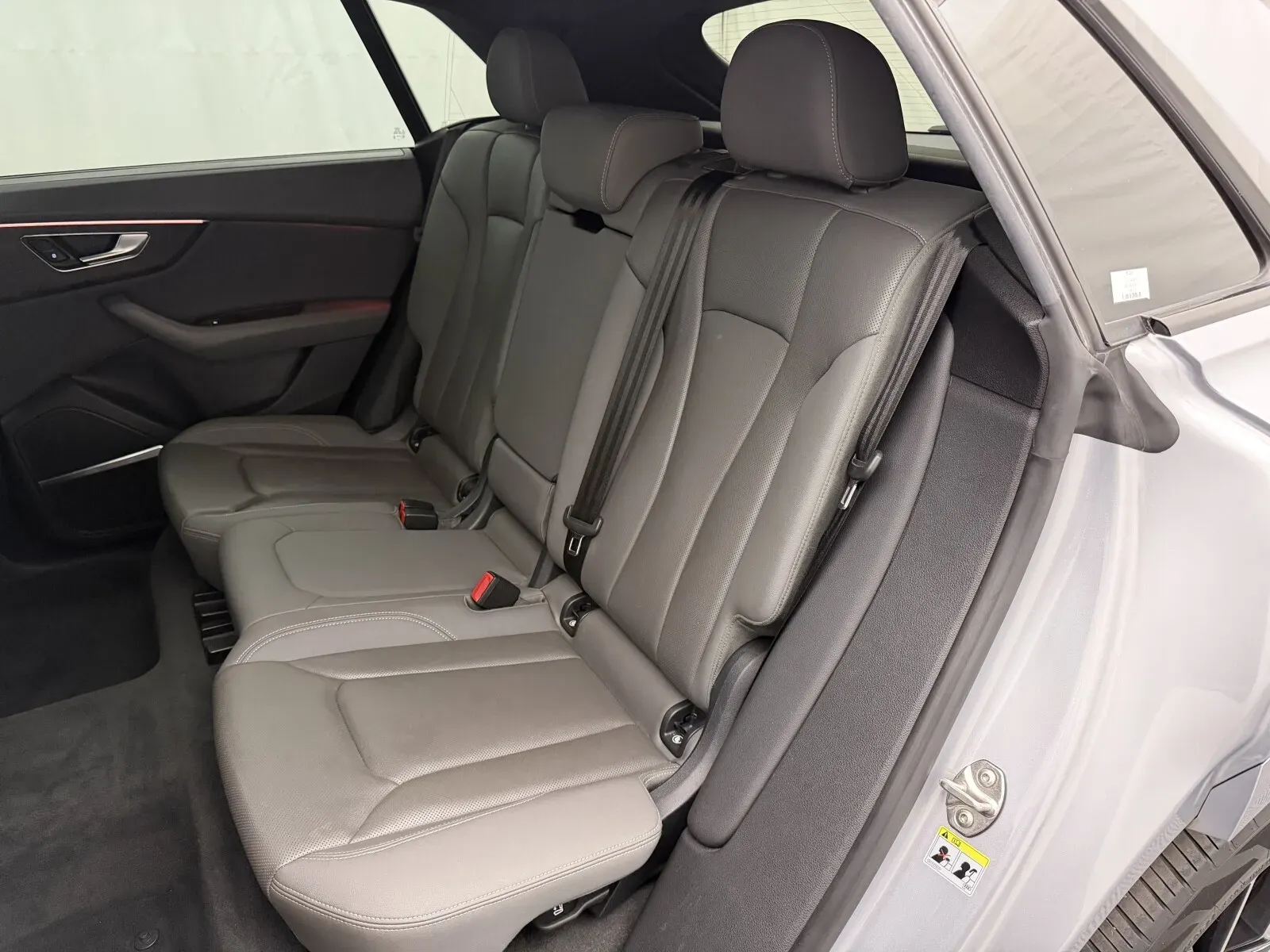 Audi Q8 photo 38