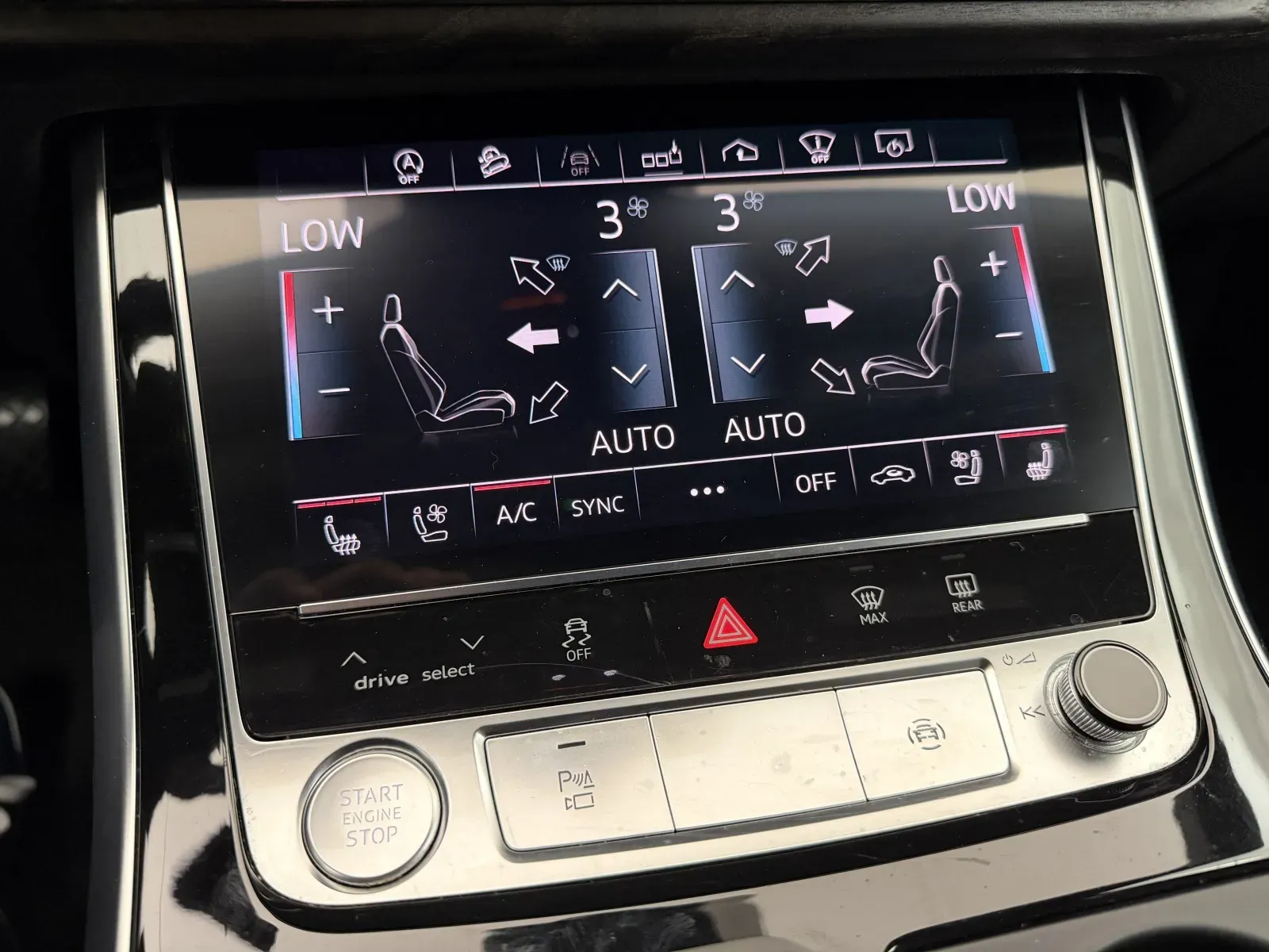 Audi Q8 photo 34