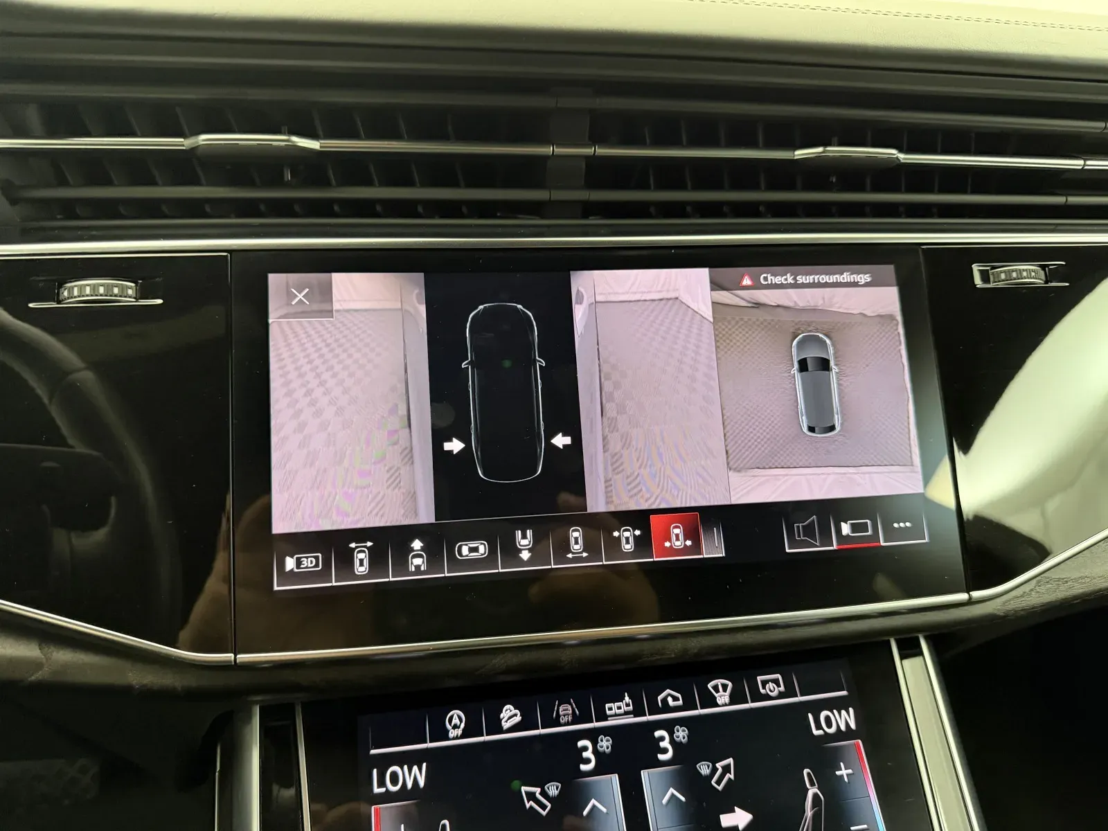 Audi Q8 photo 22