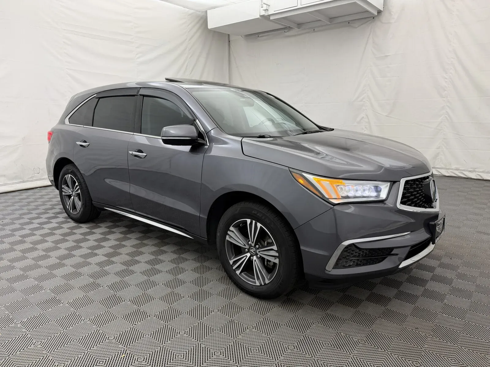 Acura MDX photo 4