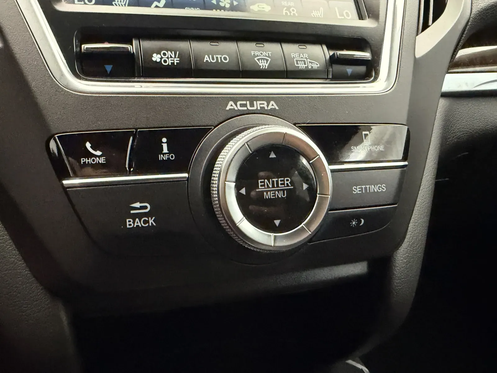 Acura MDX photo 25