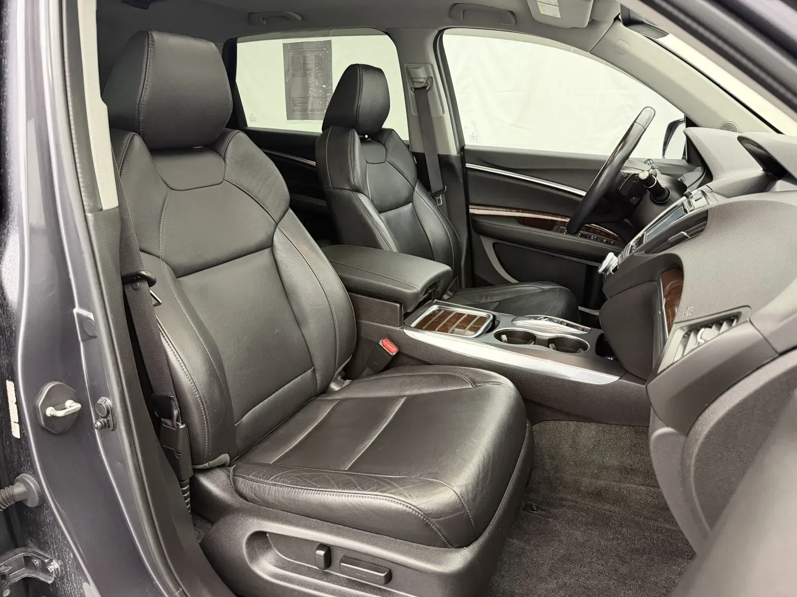Acura MDX photo 33