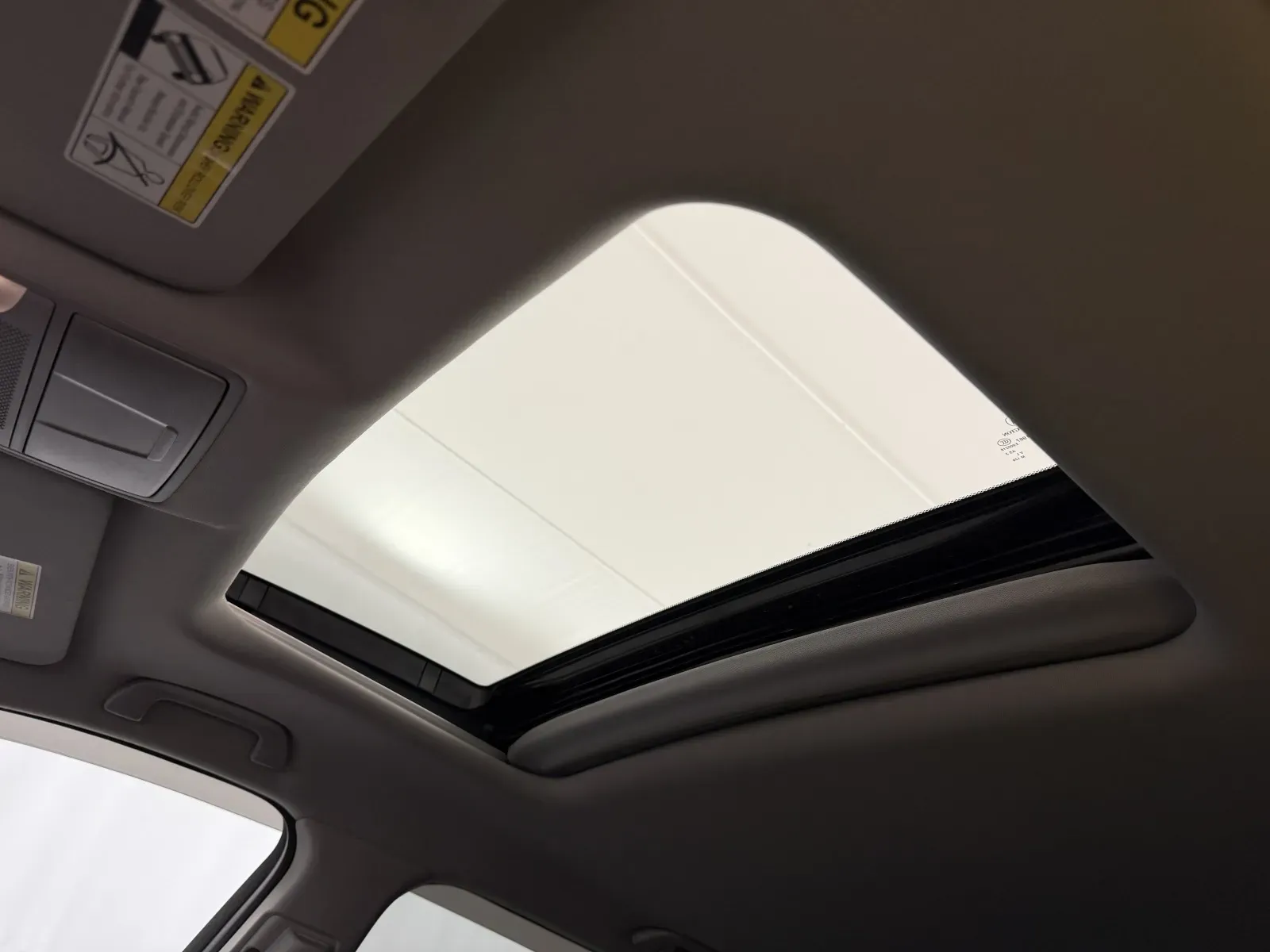 Acura MDX photo 10