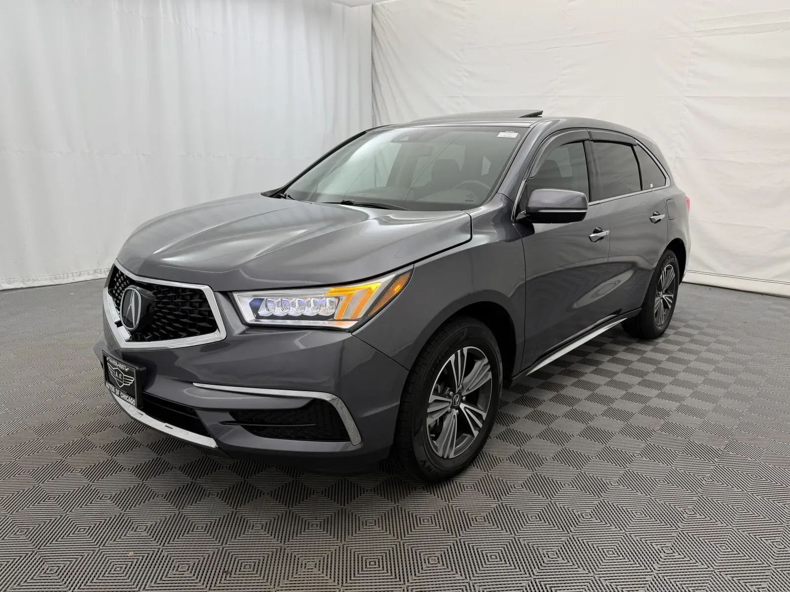 Acura MDX photo 2