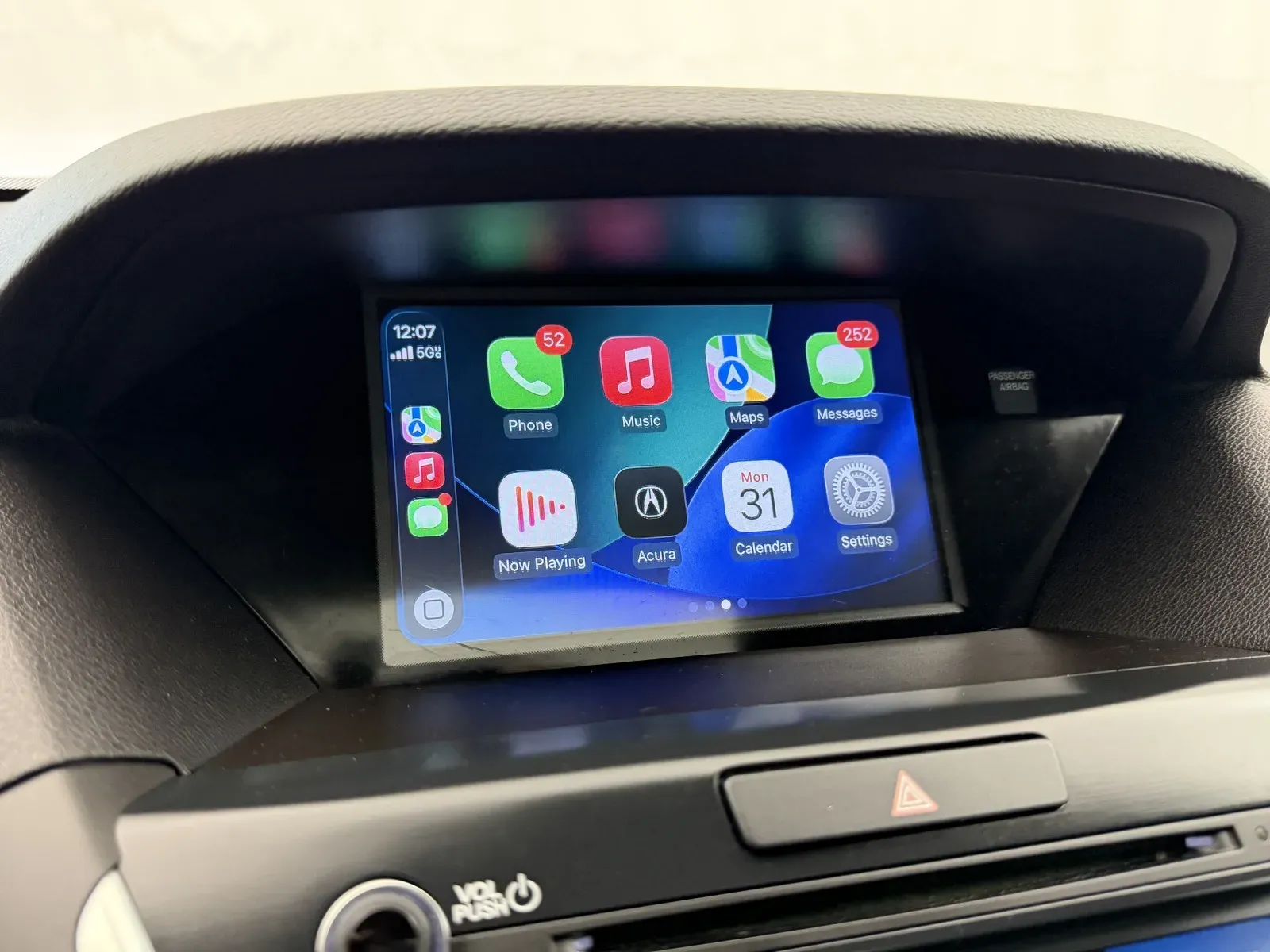 Acura MDX photo 21