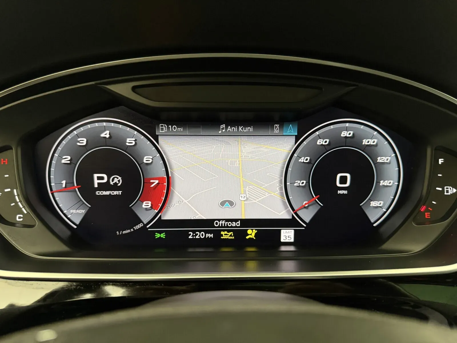 Audi A8 L photo 15
