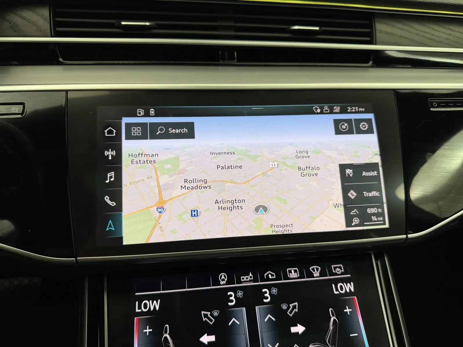 Audi A8 L photo 43
