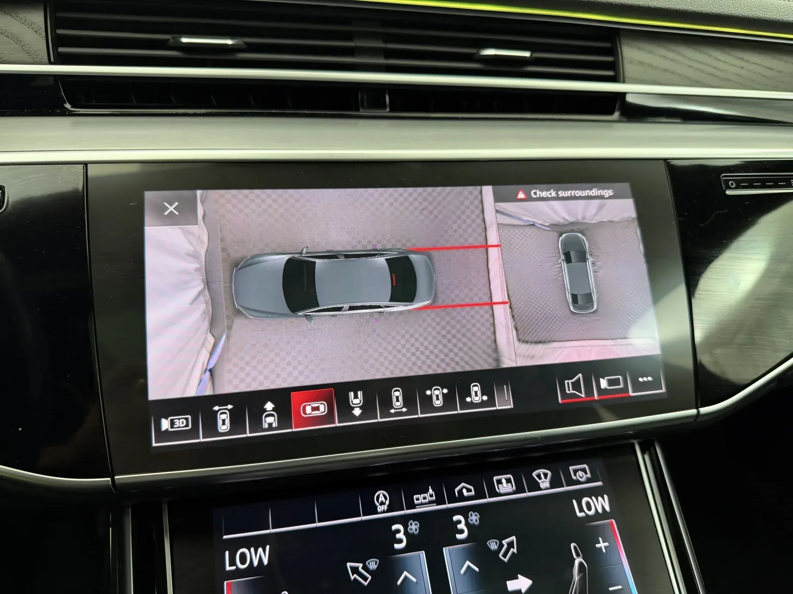 Audi A8 L photo 25