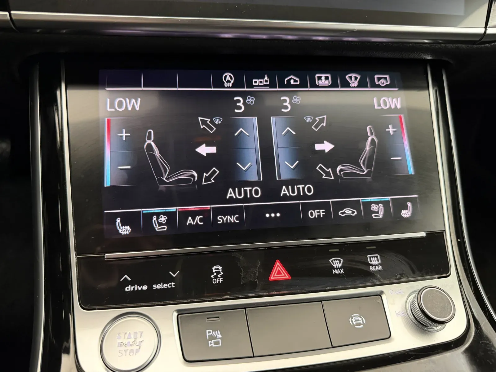 Audi A8 L photo 46
