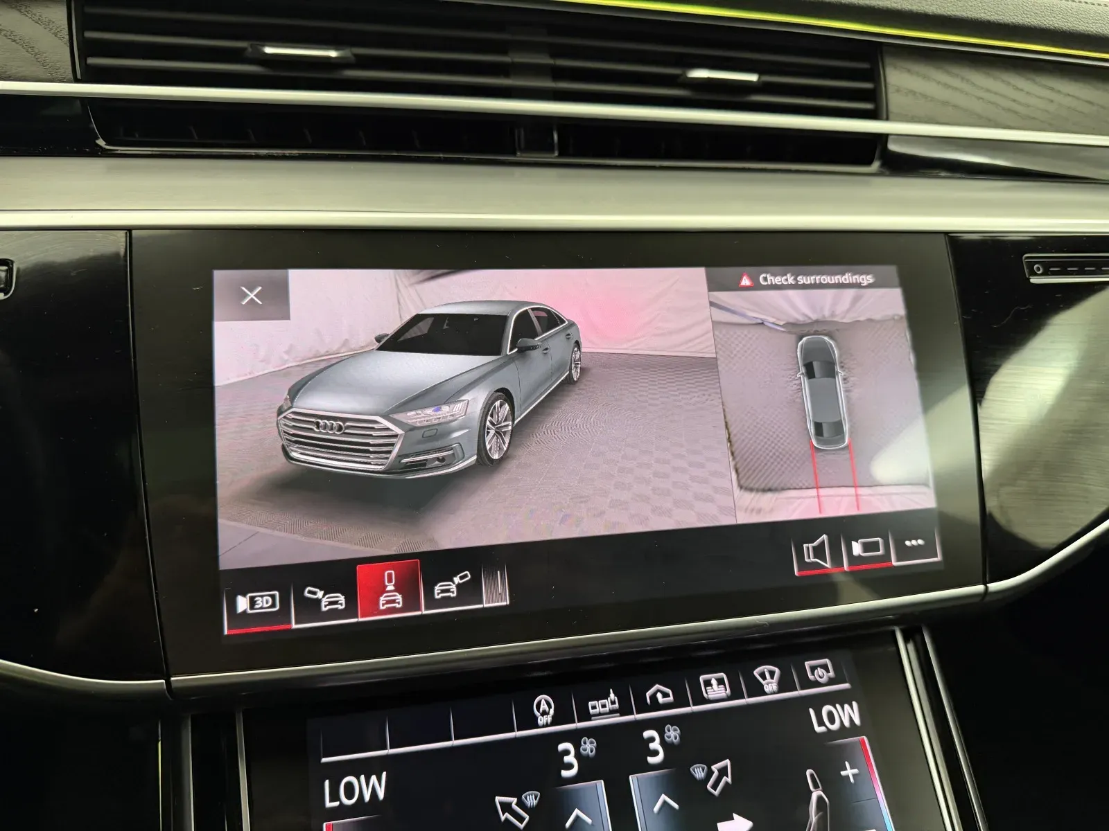 Audi A8 L photo 29