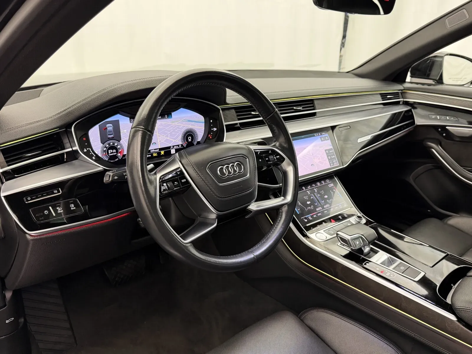 Audi A8 L photo 12