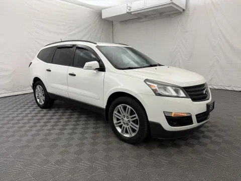 More photos of 2015 Chevrolet Traverse LT at Autos of Chicago, IL