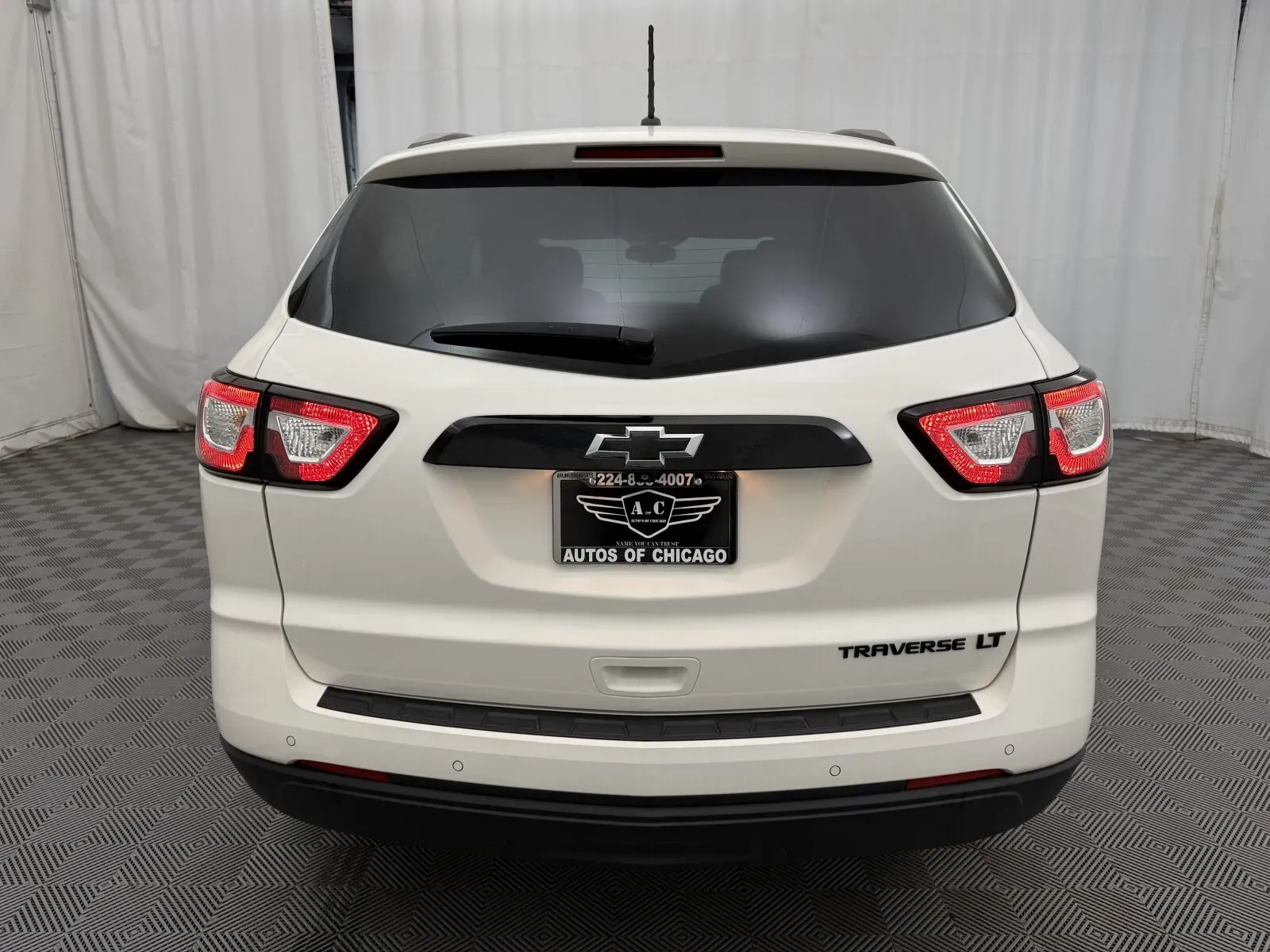 Chevrolet Traverse photo 6