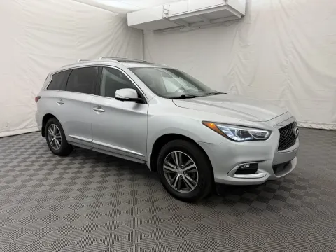 More photos of 2019 INFINITI QX60 LUXE at Autos of Chicago, IL