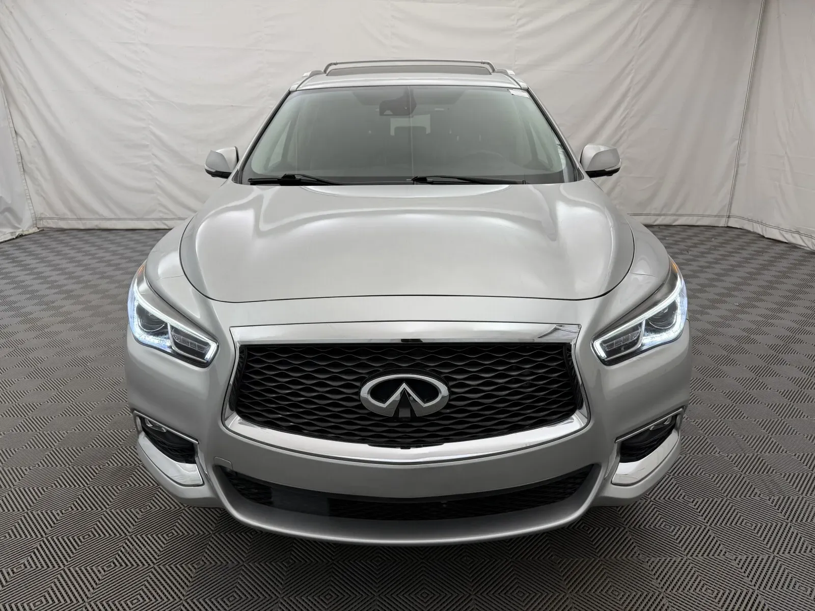 Infiniti QX60 photo 3