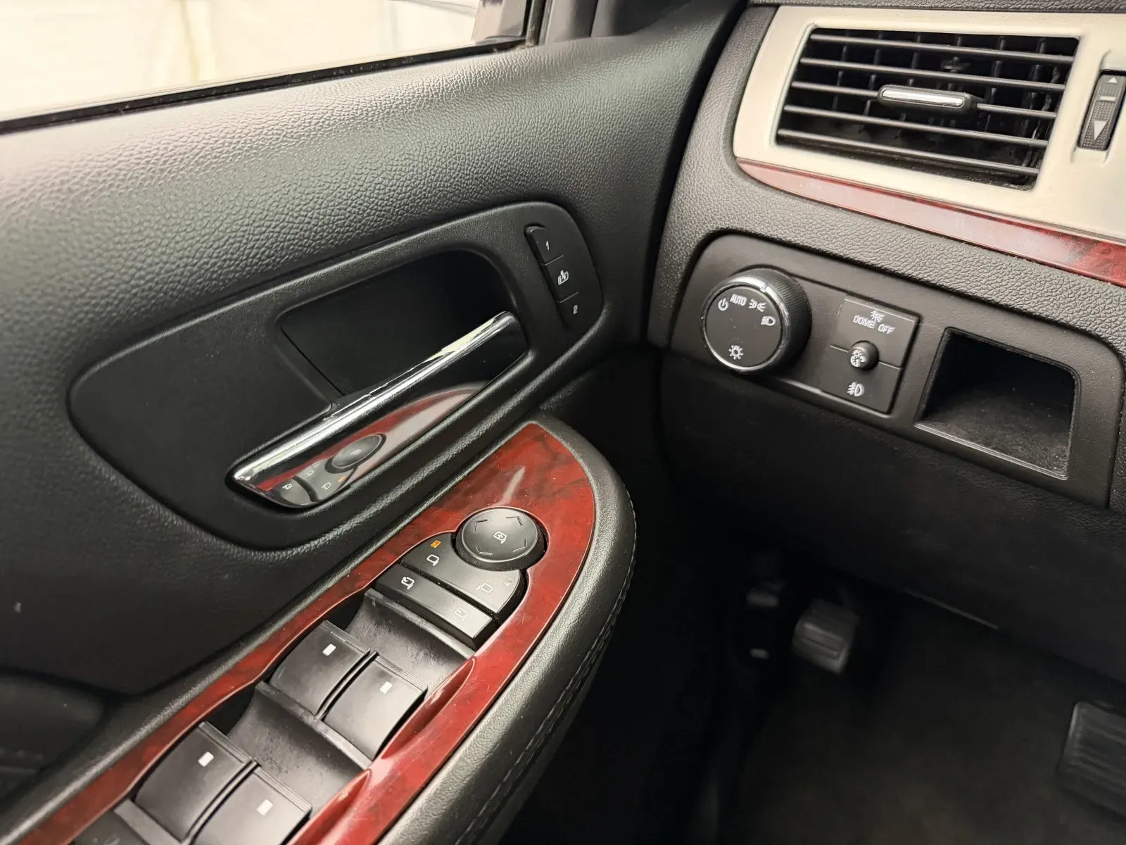 Cadillac Escalade photo 10