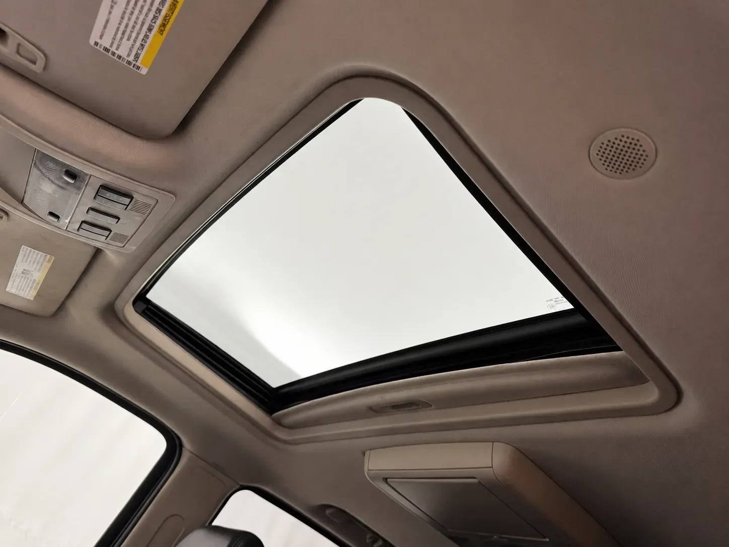 Cadillac Escalade photo 6