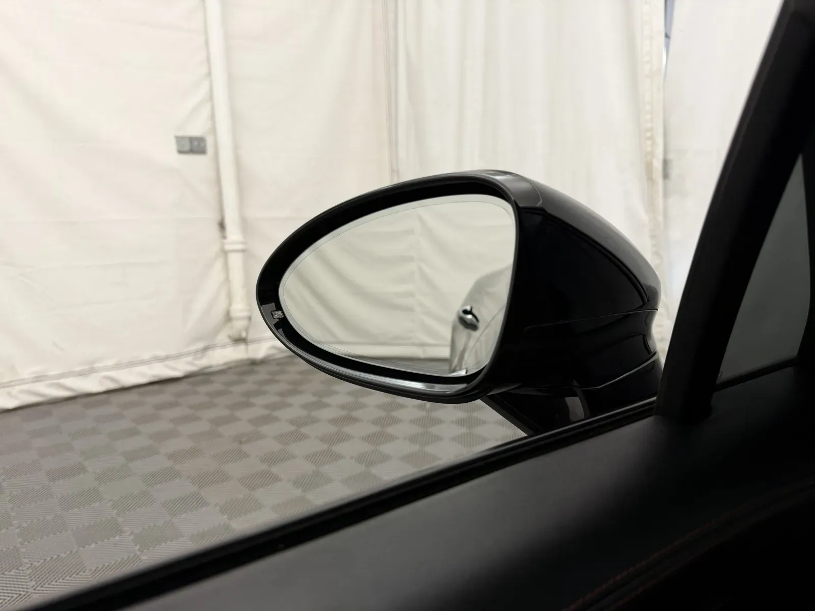 Porsche Panamera photo 18