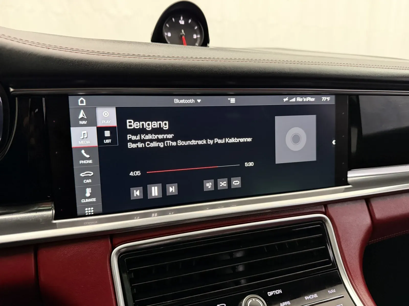 Porsche Panamera photo 30