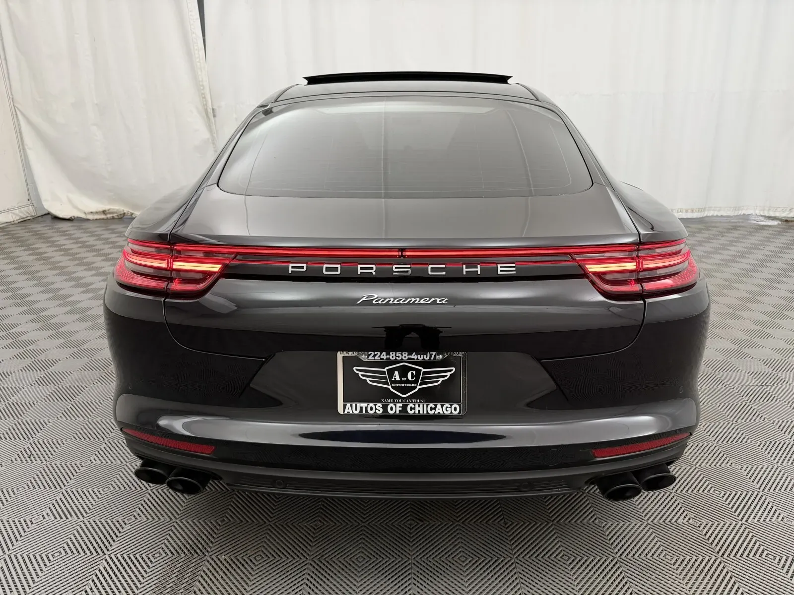 Porsche Panamera photo 10