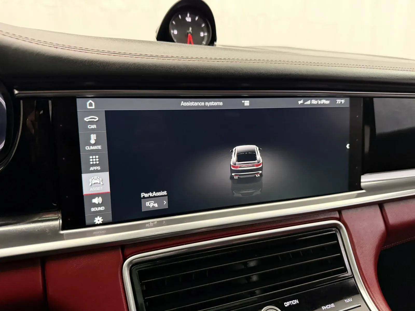 Porsche Panamera photo 27